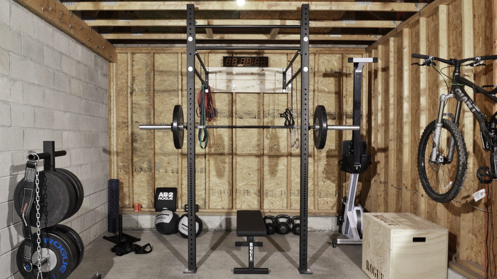 Rogue W 4 4 Wall Mount Rig